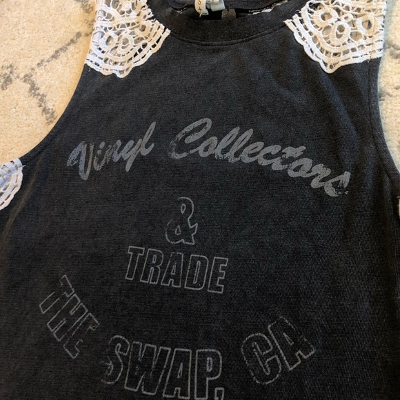 We The Free Bullseye Tank - Picture 6 of 8